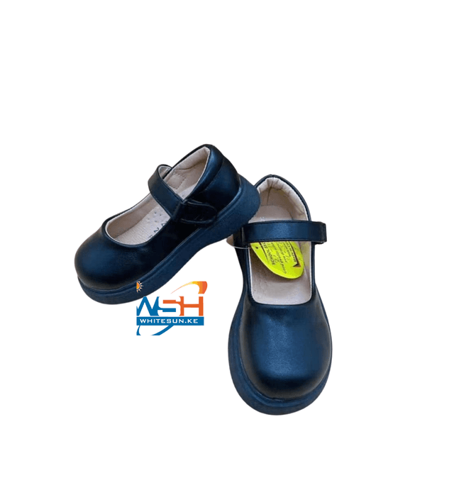 girls-black-patent-chunky-school-shoes-younger-10-years-older-5-years