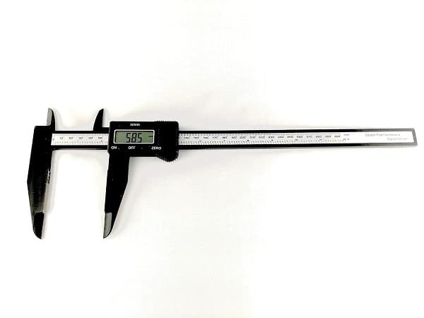 digital-caliper-with-long-jaw-75-3-carbon-fiber-0-150mm-6-inch