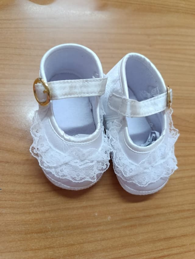 soft-pre-walker-baby-shoes-lace-detailing-adjustable-buckle-non-slip-sole