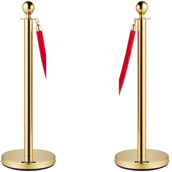 golden-pole-with-crown